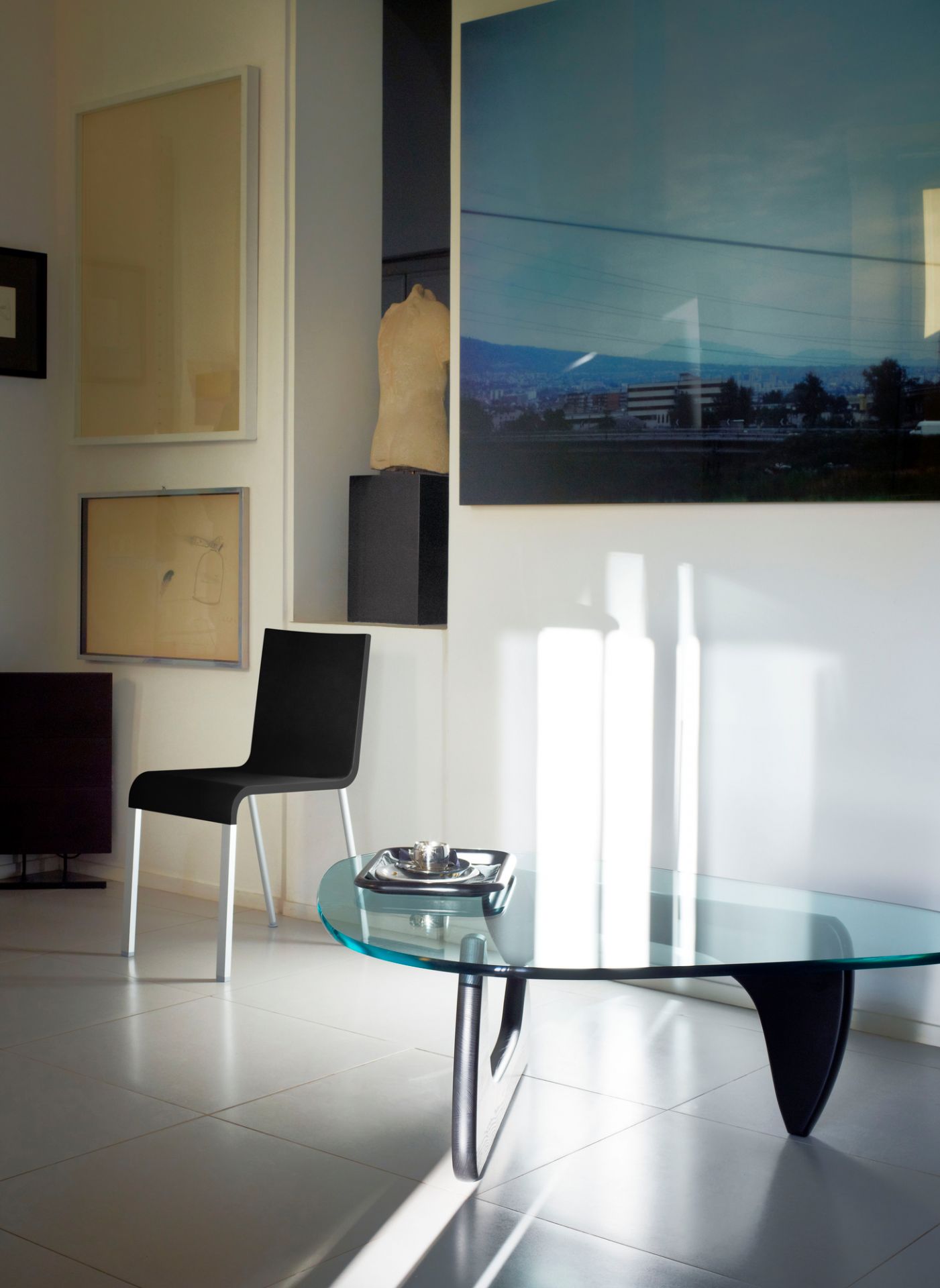 Noguchi discount glass table